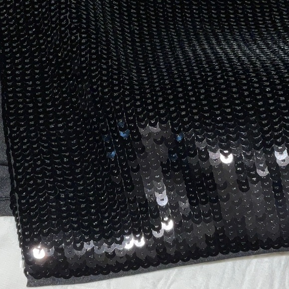 Theory HIGH SLIT -FLUID SEQUINS SKIRT size 8 - Picture 8 of 8